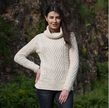 Ladies Turtleneck Ribbed Cable Knit Sweater