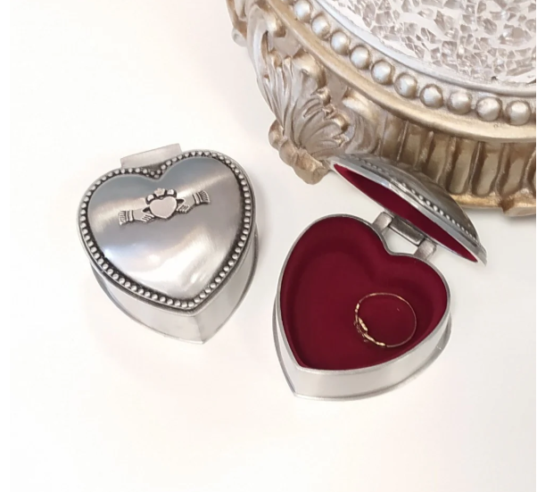 Pewter Metal Jewellery Box Small Heart - Claddagh
