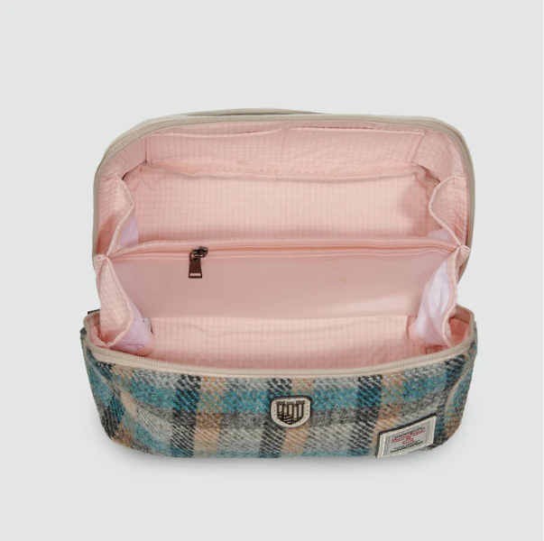 Islander® Toiletry Bag