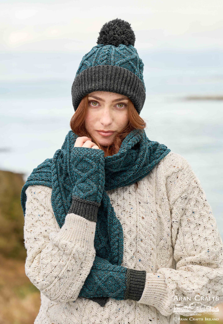 Two Tone Diamond Mittens