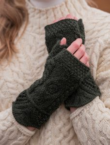 Aran Finger Less Gloves