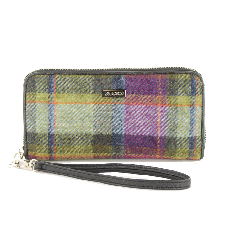 front of tweed wallet color 574-1 by mucros weavers